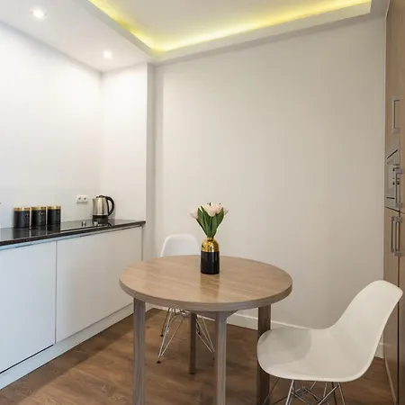 Urban - Great Location - Center - Wronia A דירה *